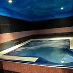 Villaggio Olimpico בארדונקיה